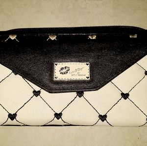 Luv betsey quilted wallet